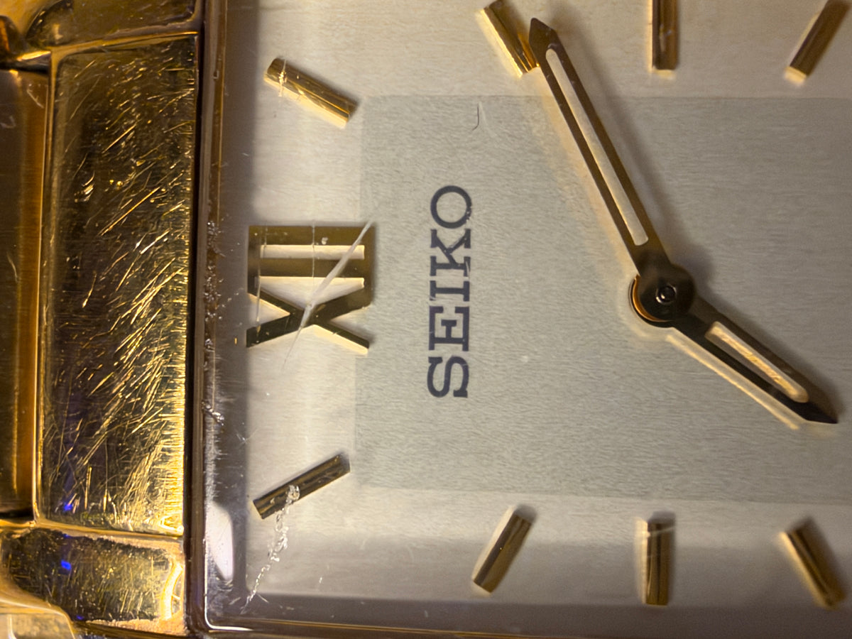 Seiko 7N39-0AG0 Rectangular Gold Tone Quartz Watch 27x36mm – Working