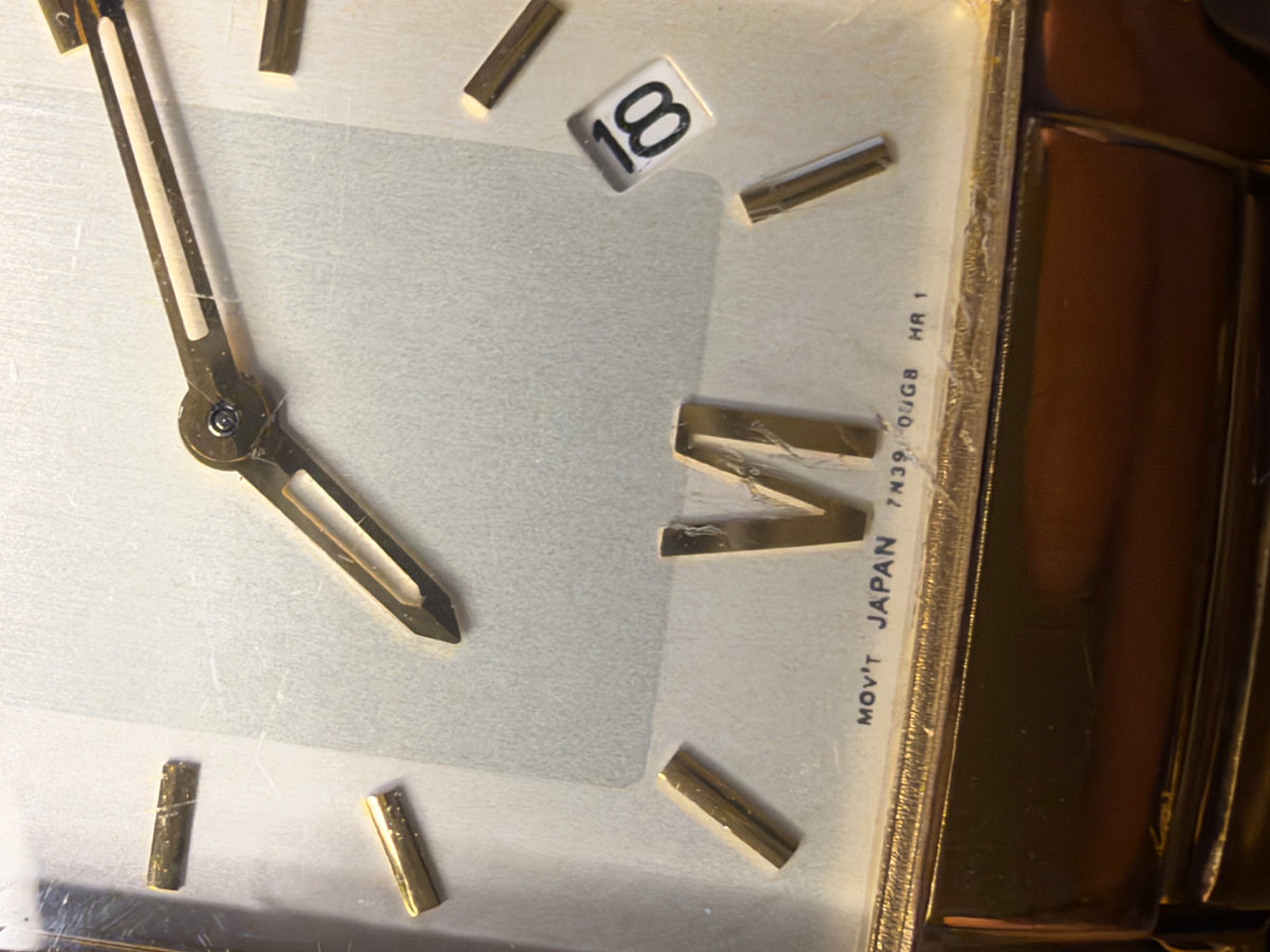 Seiko 7N39-0AG0 Rectangular Gold Tone Quartz Watch 27x36mm – Working