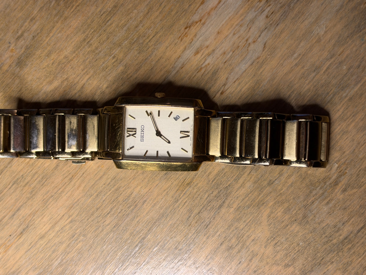 Seiko 7N39-0AG0 Rectangular Gold Tone Quartz Watch 27x36mm – Working
