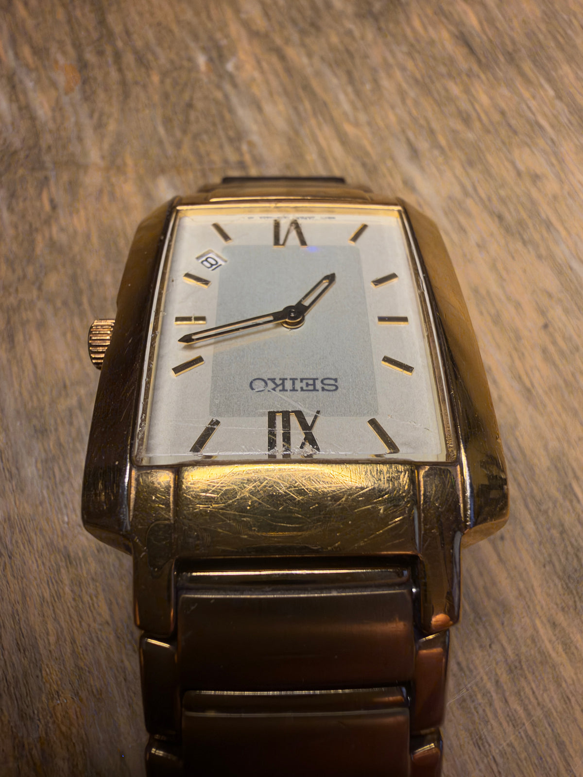 Seiko 7N39-0AG0 Rectangular Gold Tone Quartz Watch 27x36mm – Working
