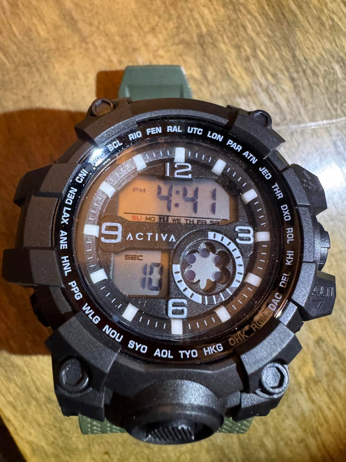 Activa Endurance X Invicta Men's Digital Watch