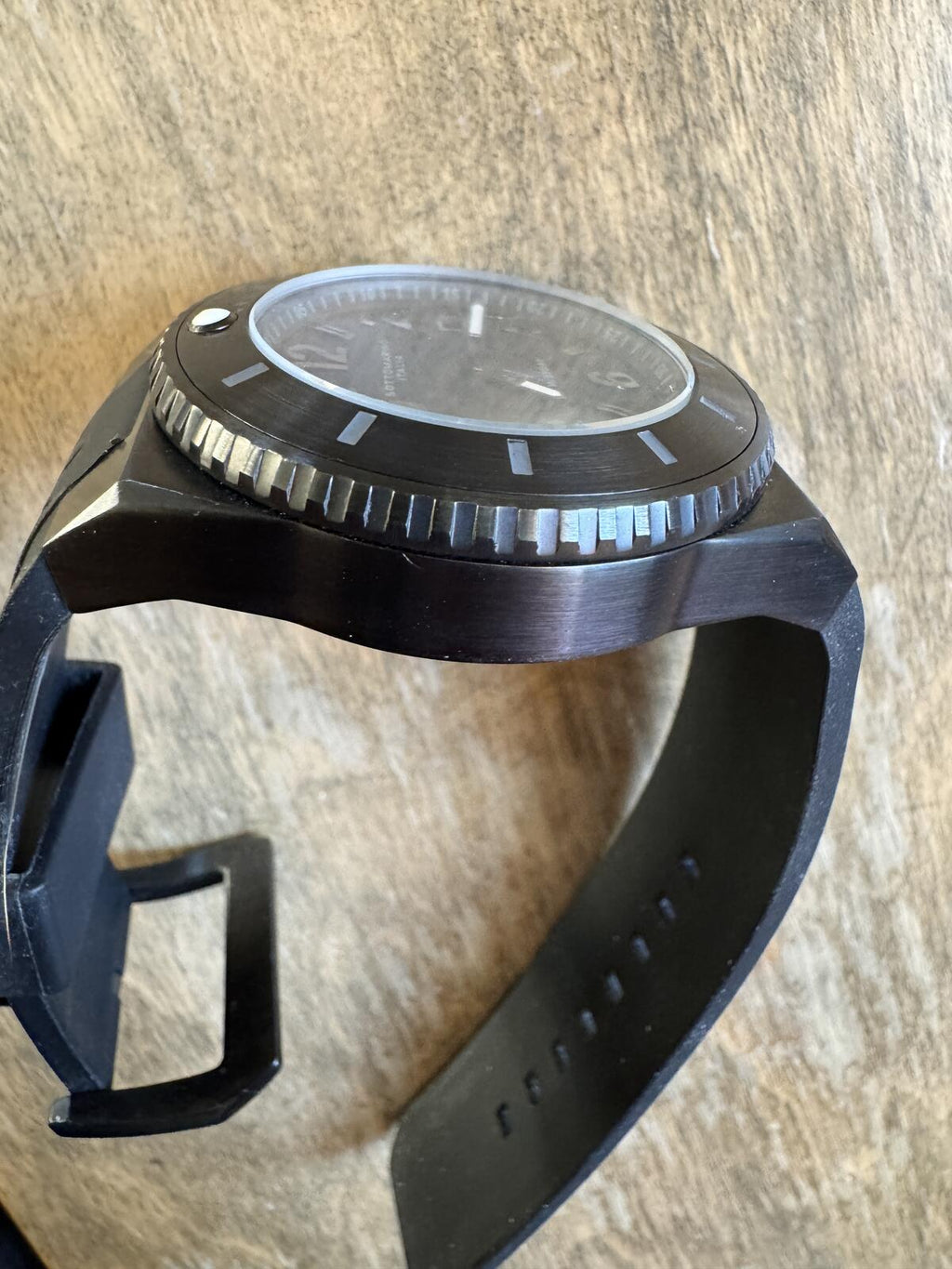 Sottomarino Italia Orca Black Diver Watch – SM60210J