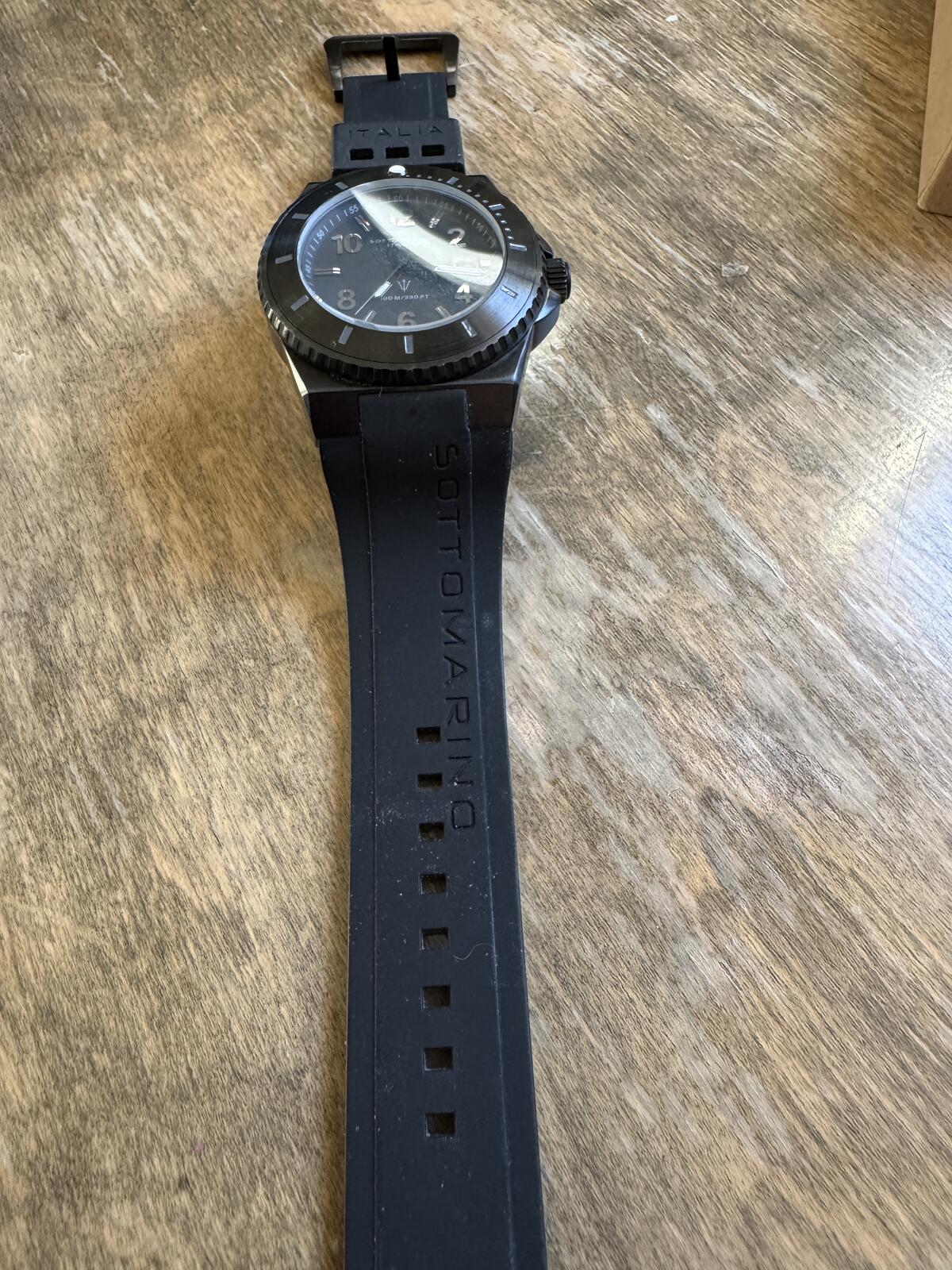 Sottomarino Italia Orca Black Diver Watch – SM60210J