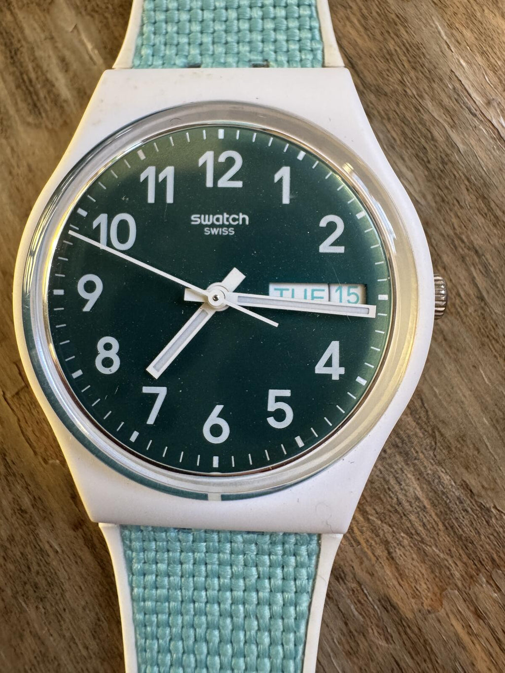 Swatch Swiss "Pool Light" (GW714) Textured Turquoise Strap