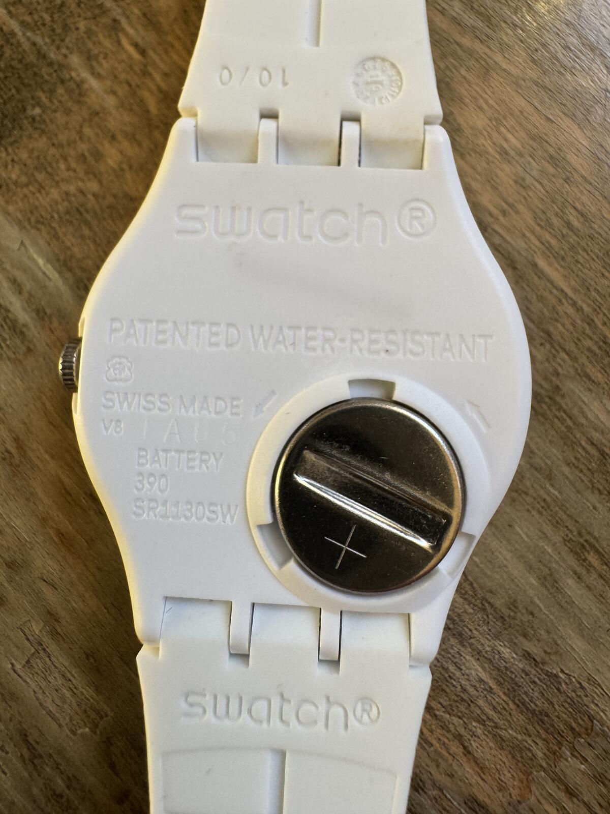 Swatch Swiss "Pool Light" (GW714) Textured Turquoise Strap