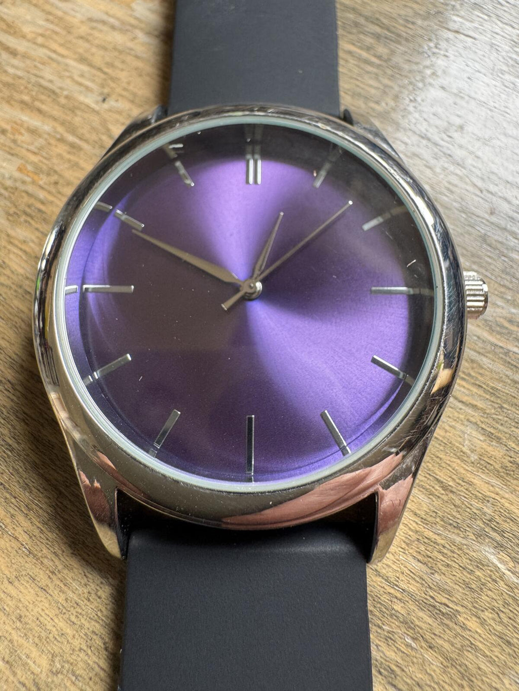 Minimalist Purple Sunburst Quartz Watch