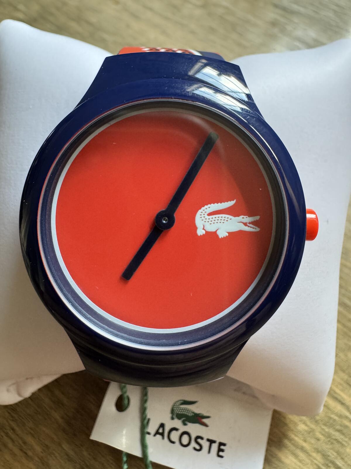 Lacoste LC.90.4.47.2654 – Bold Minimalist Watch
