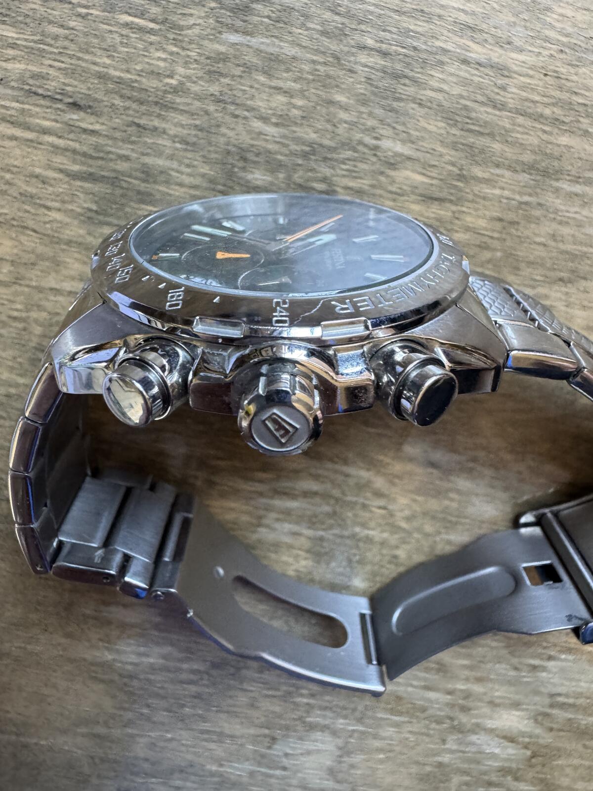 Festina F20668 Chronograph Green Sunburst Dial Tachymeter