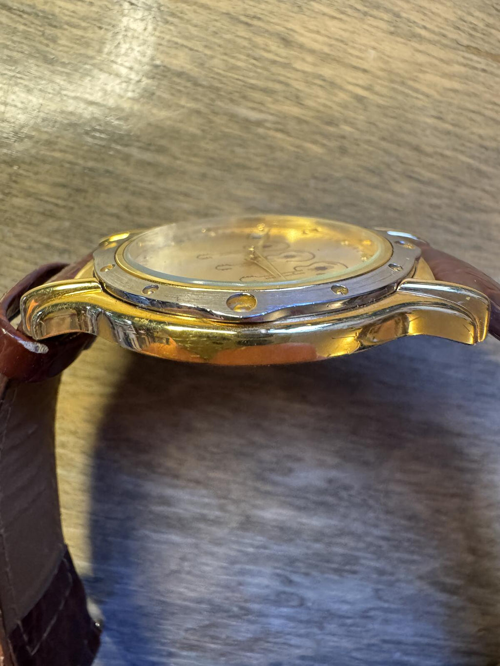 Croton Guitar Dial Quartz Watch