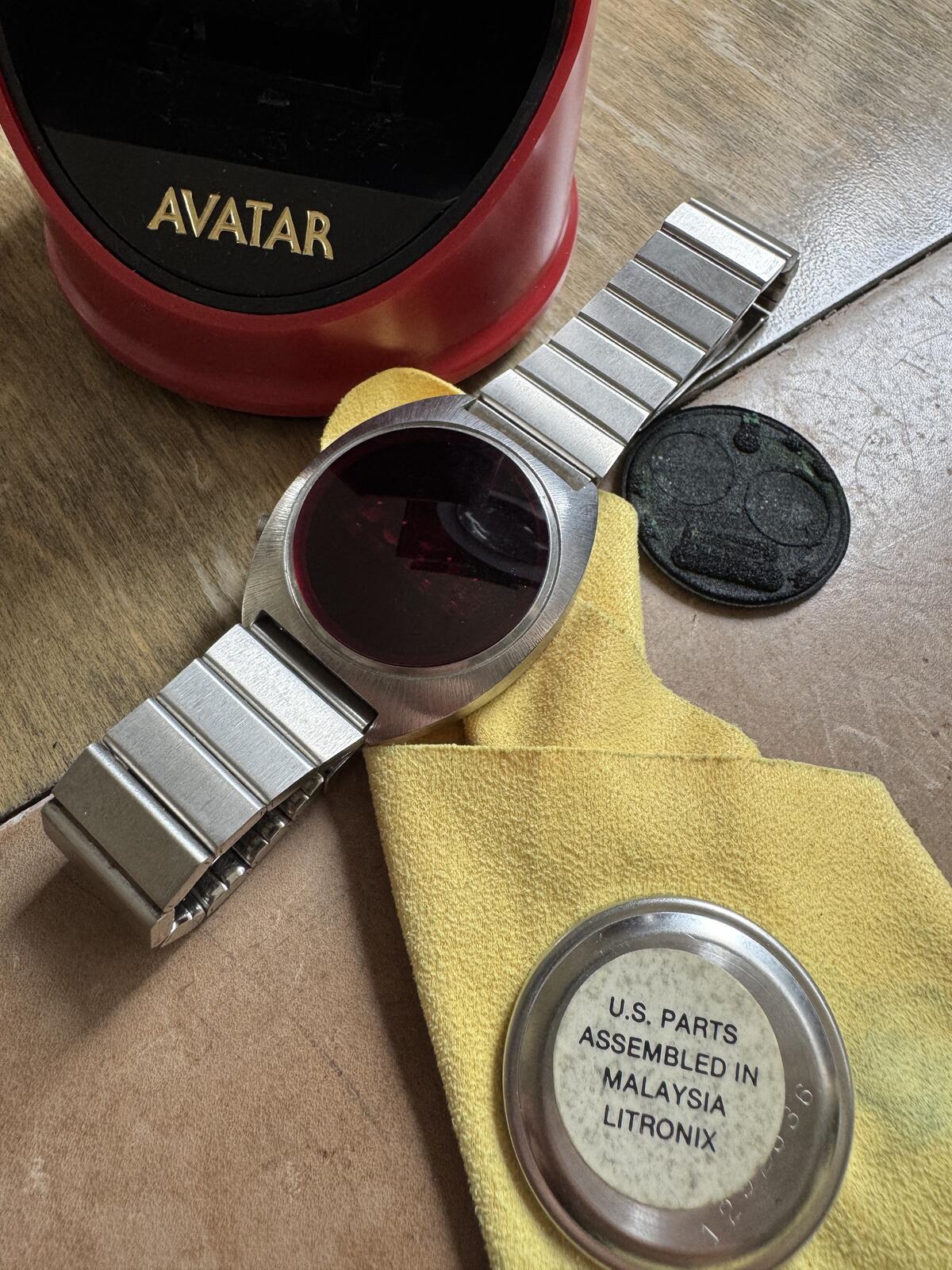Avatar Red LED Series 600 Watch - Full Kit!