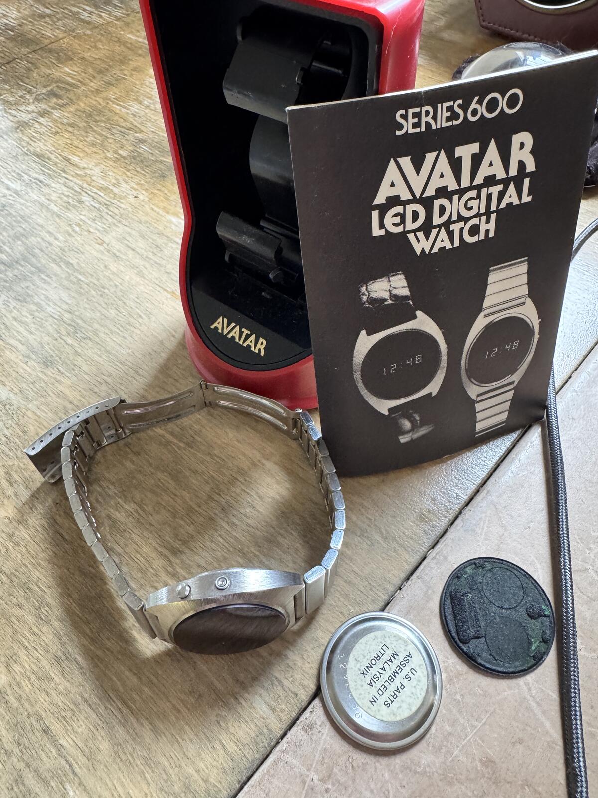 Avatar Red LED Series 600 Watch - Full Kit!
