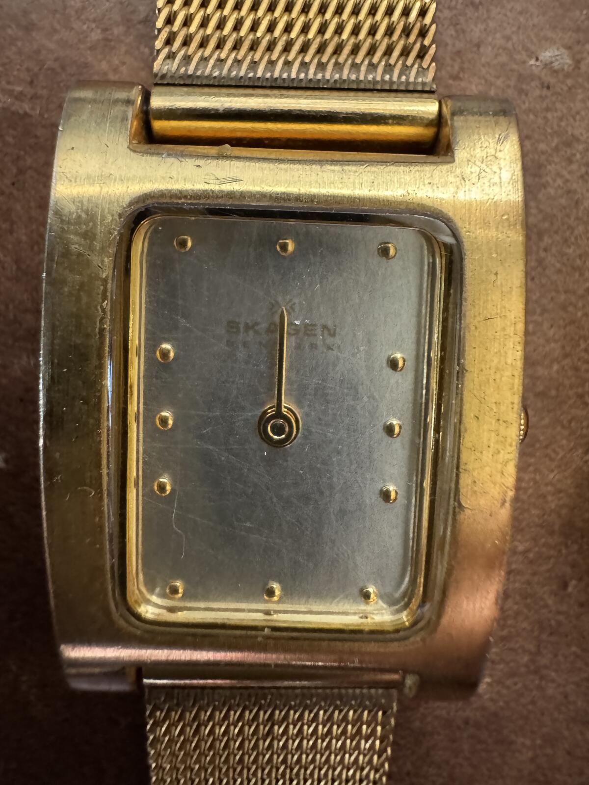 Project lot on Women's Watches - Clean and Untested