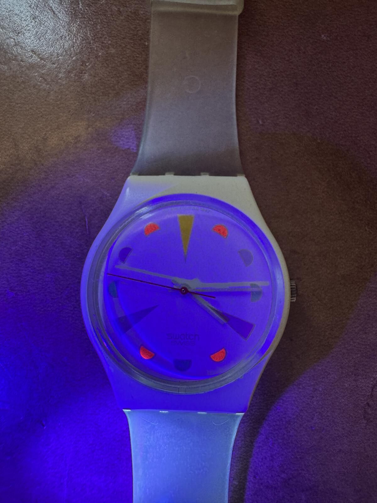 Swatch Tutti Frutti GW109