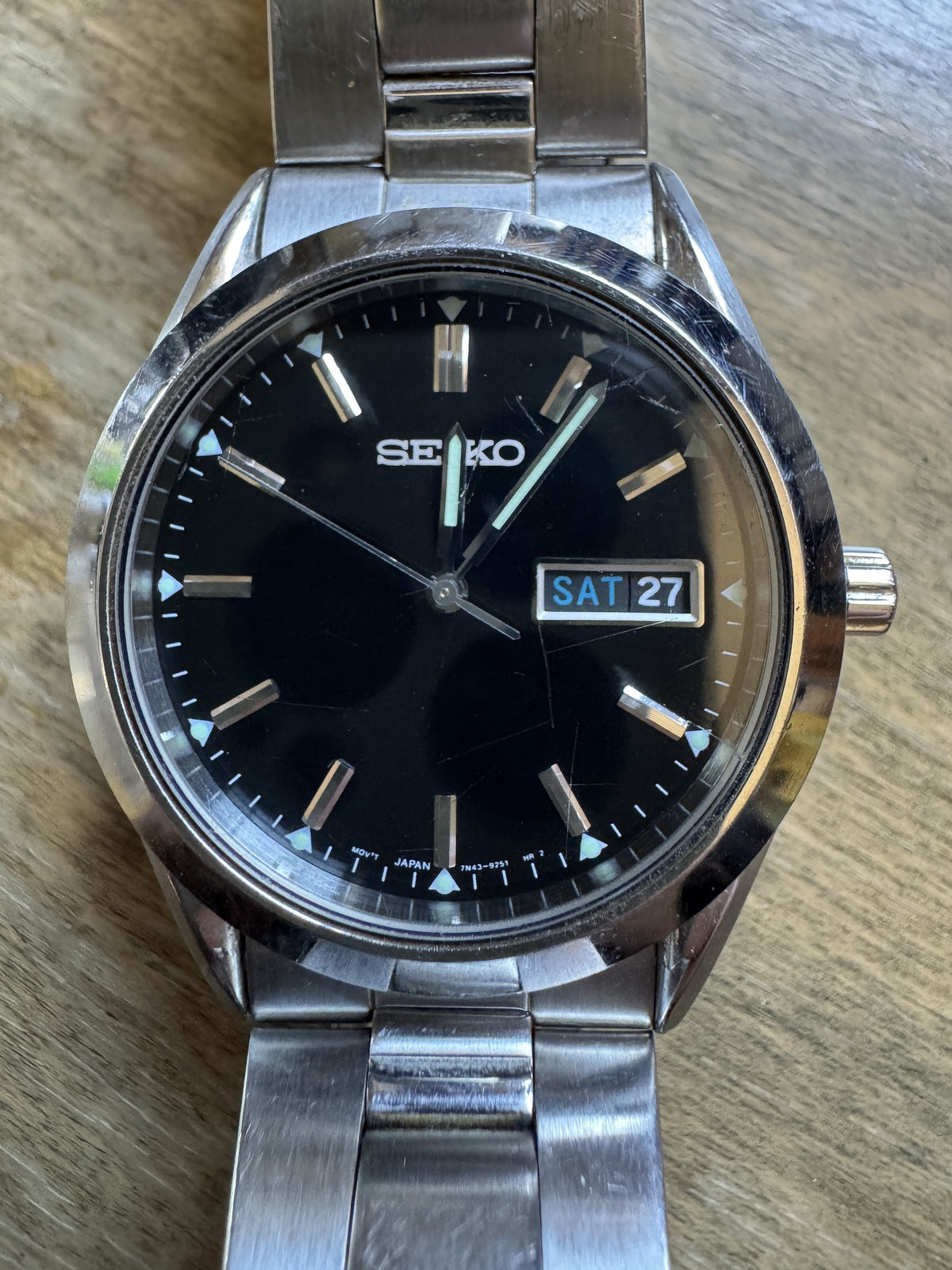 SEIKO Quartz Black Dial 7N43-9070