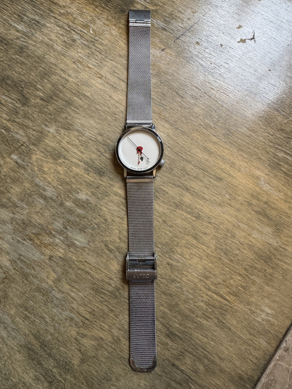 Akteo French-made Guitar Watch