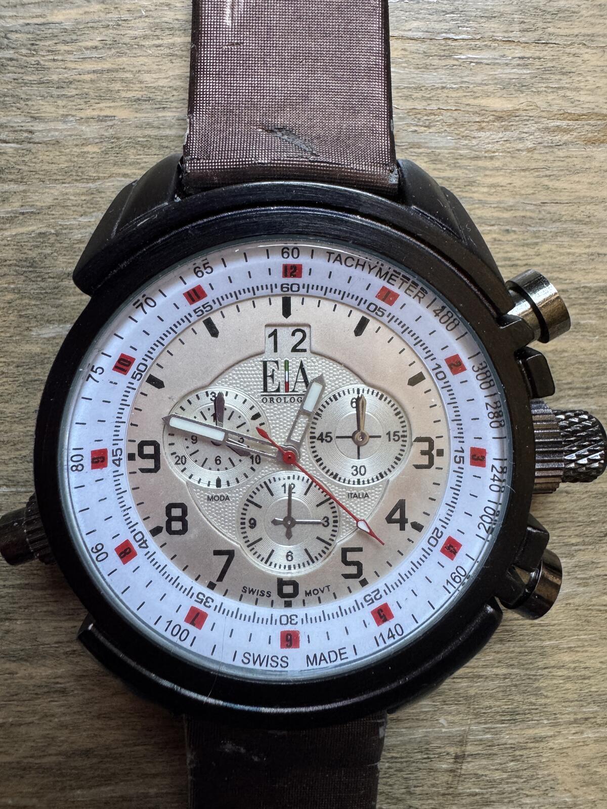 EA Orologio Oversized Chronograph Style Watch