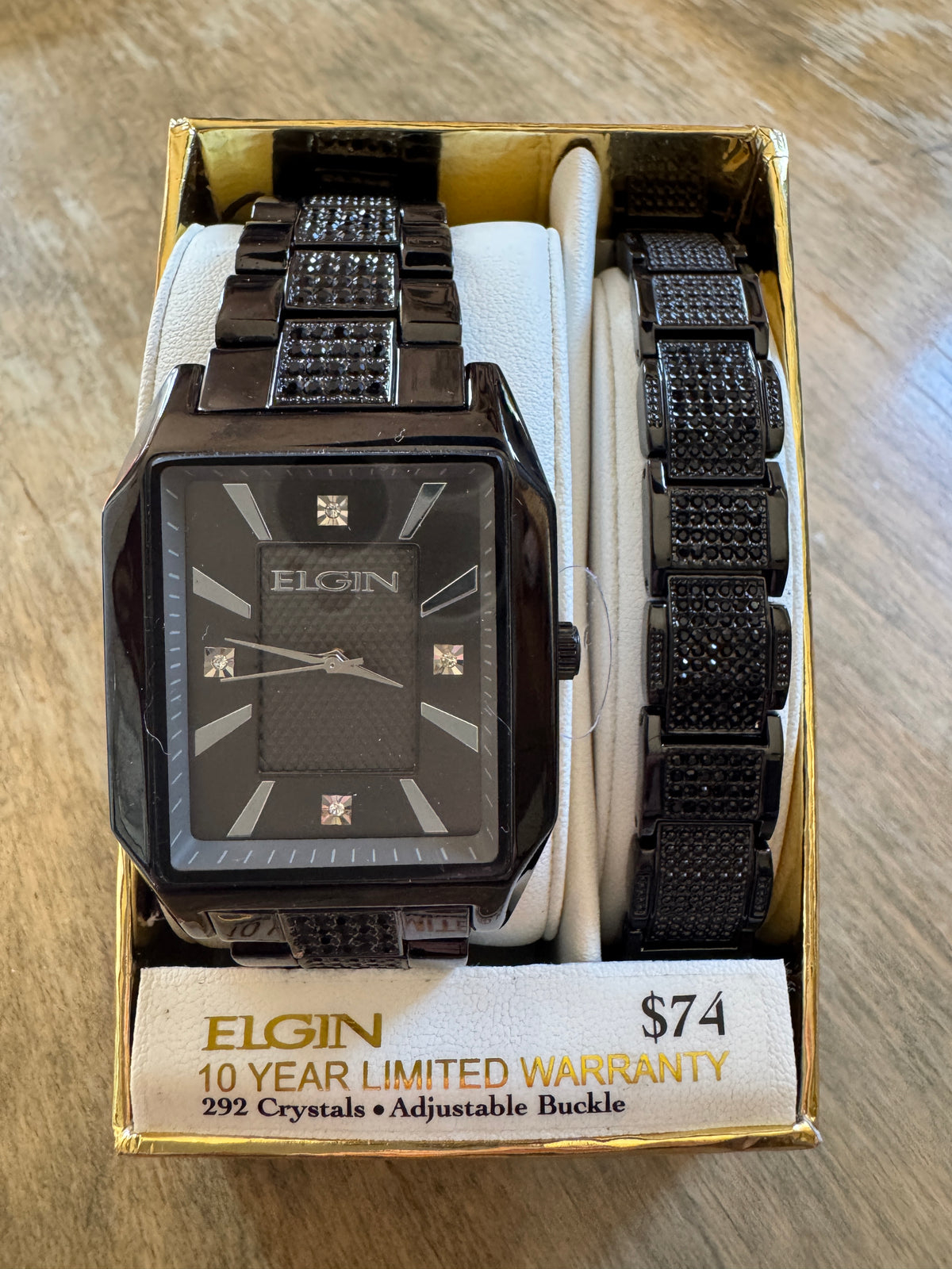 Elgin FG10004ST NOS 37x41mm Crystal Watch & Bracelet Set