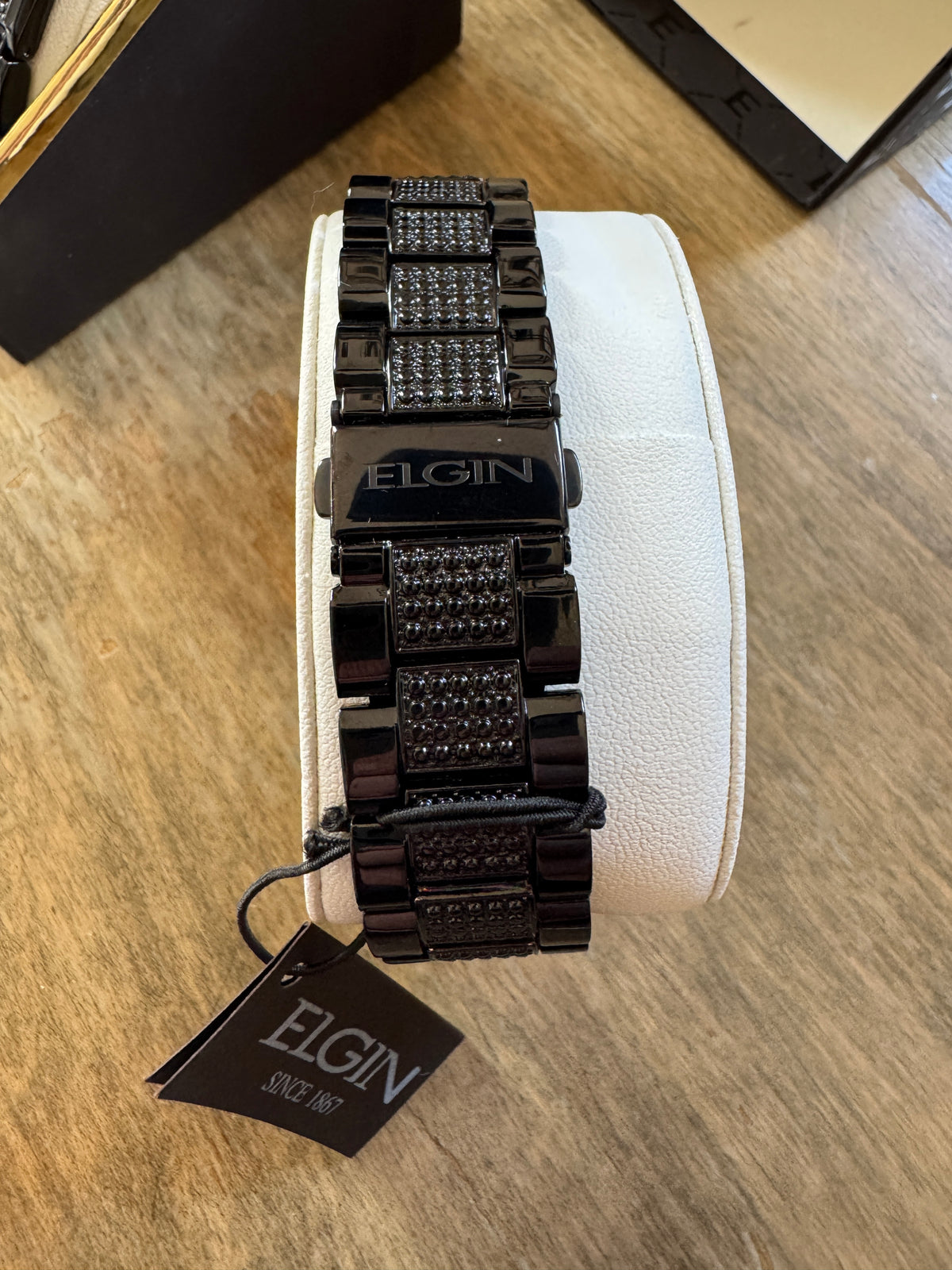 Elgin FG10004ST NOS 37x41mm Crystal Watch & Bracelet Set