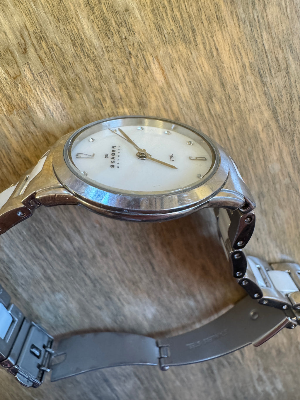 Skagen Black Label 878SSXW Steel & White Ceramic MOP Watch