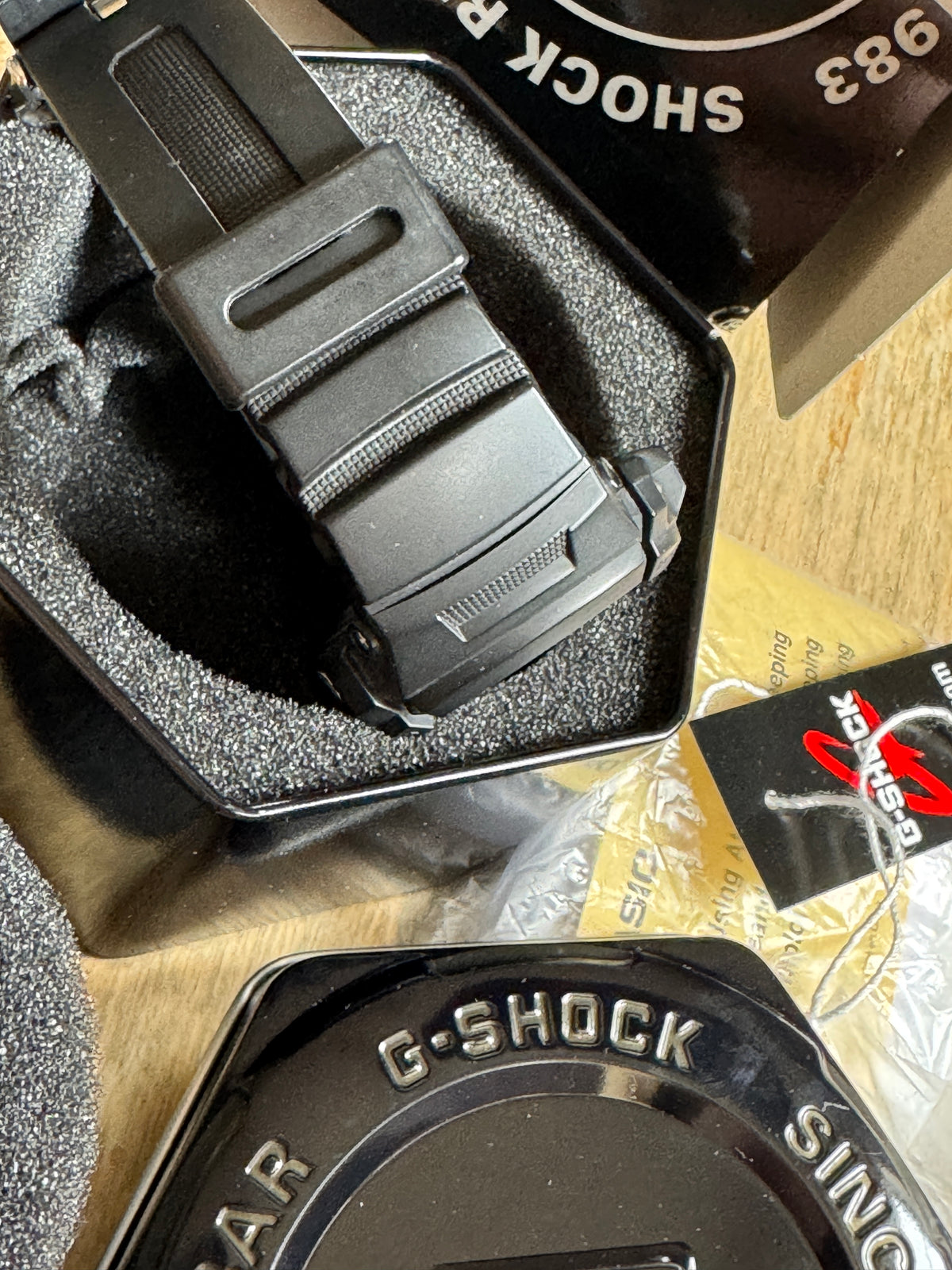 Casio G-Shock AWG-M100B-1A Tough Solar Multi Band 6 Full Kit