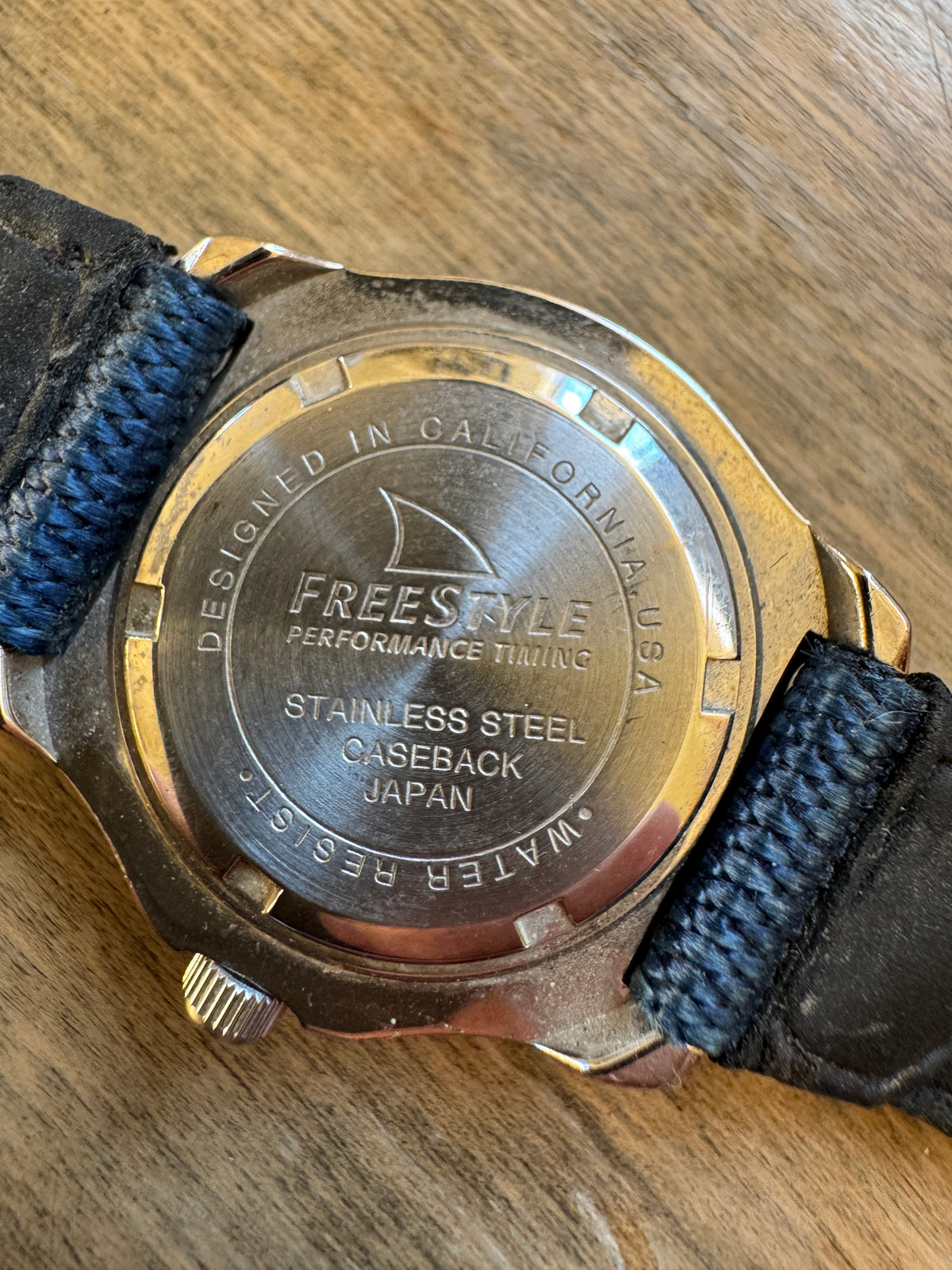Freestyle Women's Dolphin Dial Quartz Watch 32mm Blue