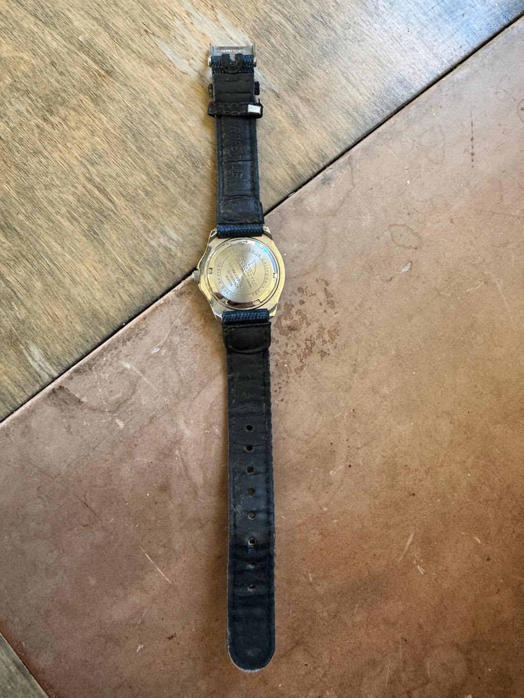 Freestyle Women's Dolphin Dial Quartz Watch 32mm Blue