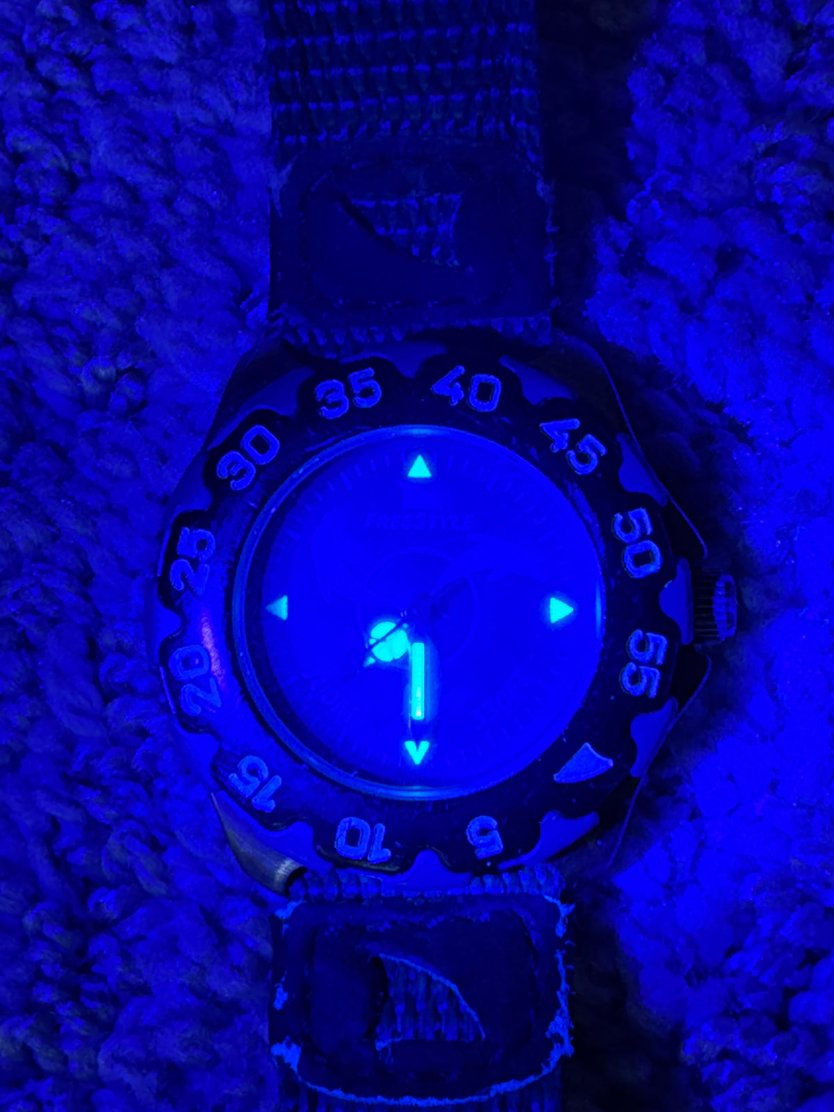 Freestyle Women's Dolphin Dial Quartz Watch 32mm Blue
