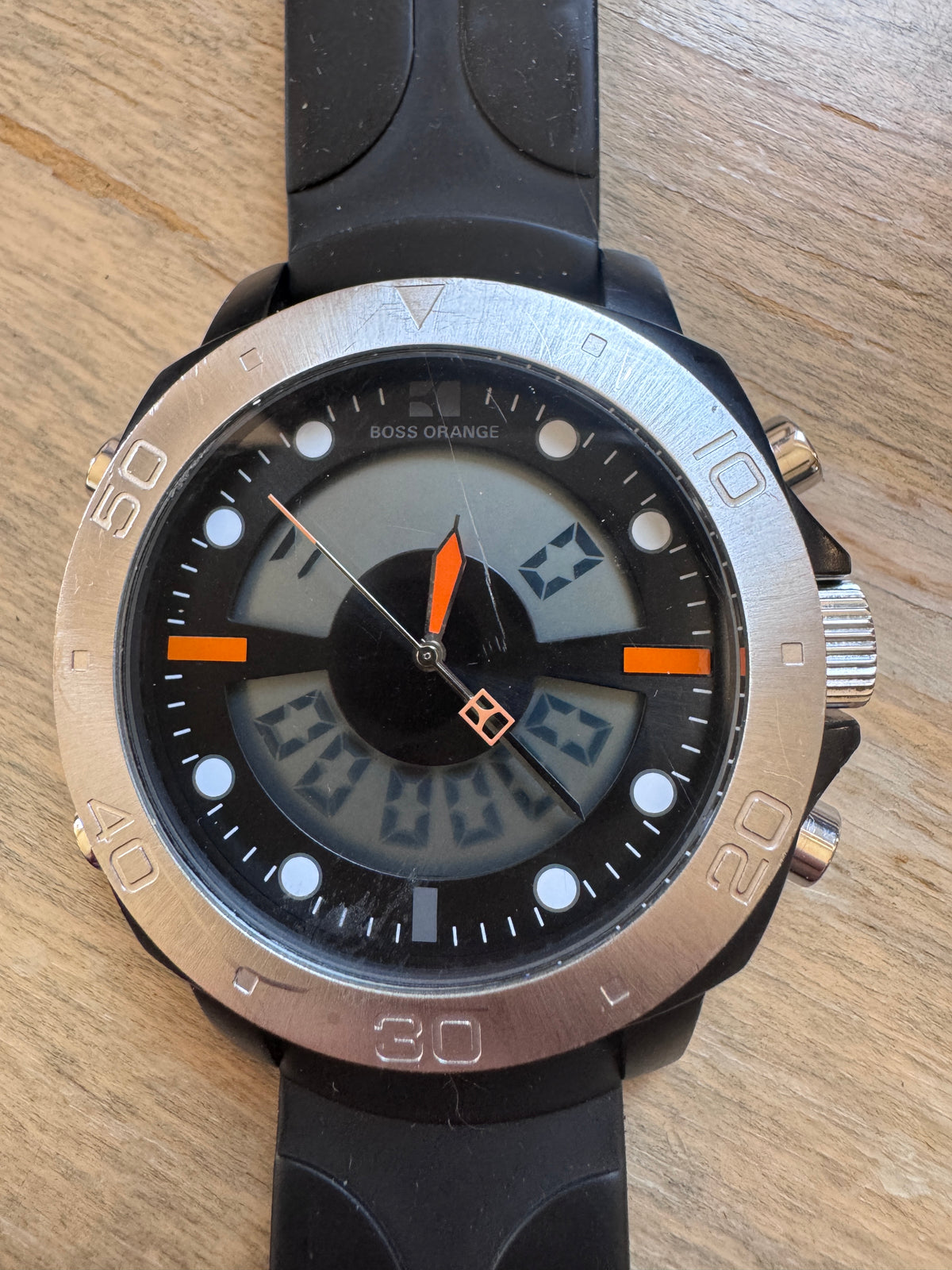 Freestyle Predator, Cogito Connect & Boss Orange Watch Lot – Parts/Repair