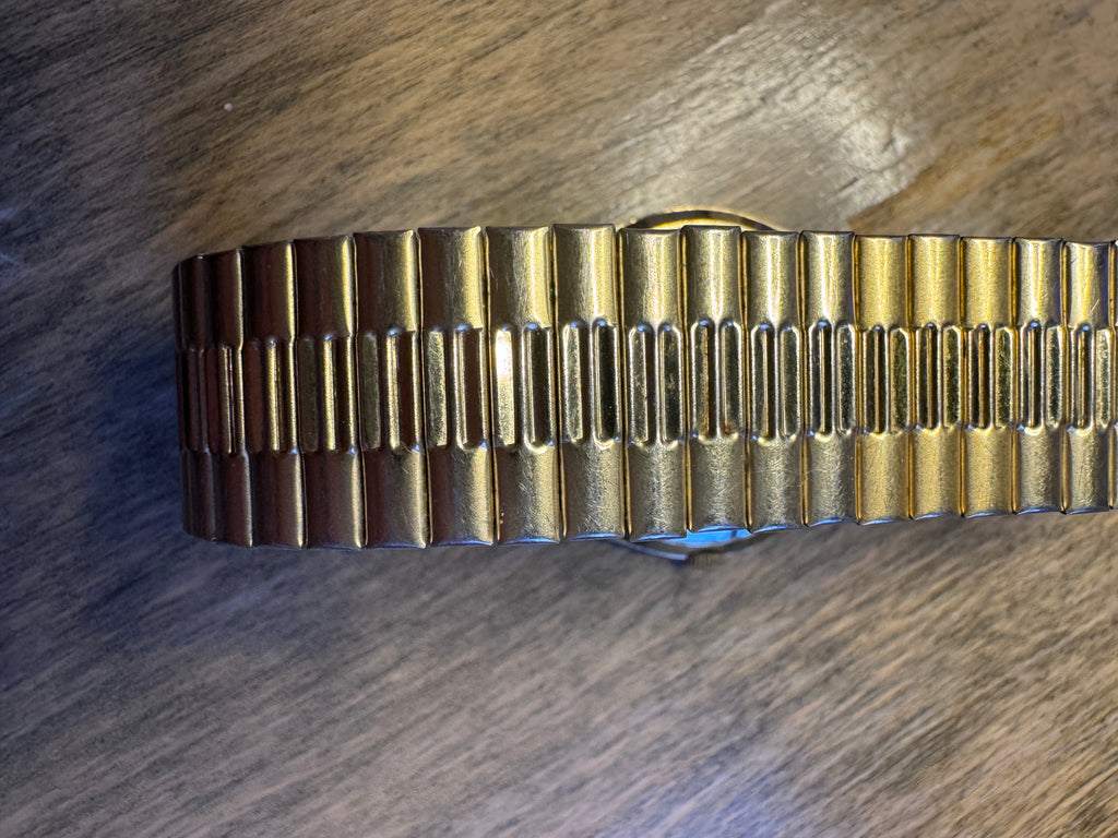 Hamilton 9800 IAM Union Commemorative Swiss Quartz Watch – 1989 Box & Papers