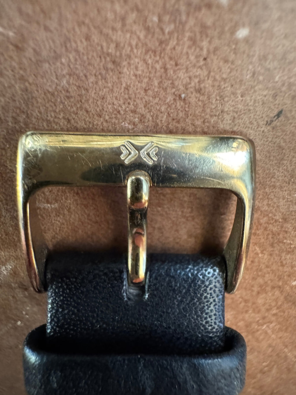 Skagen Denmark SKW2222 Women's Watch – Black Dial – Gold Tone – Crystal Accents