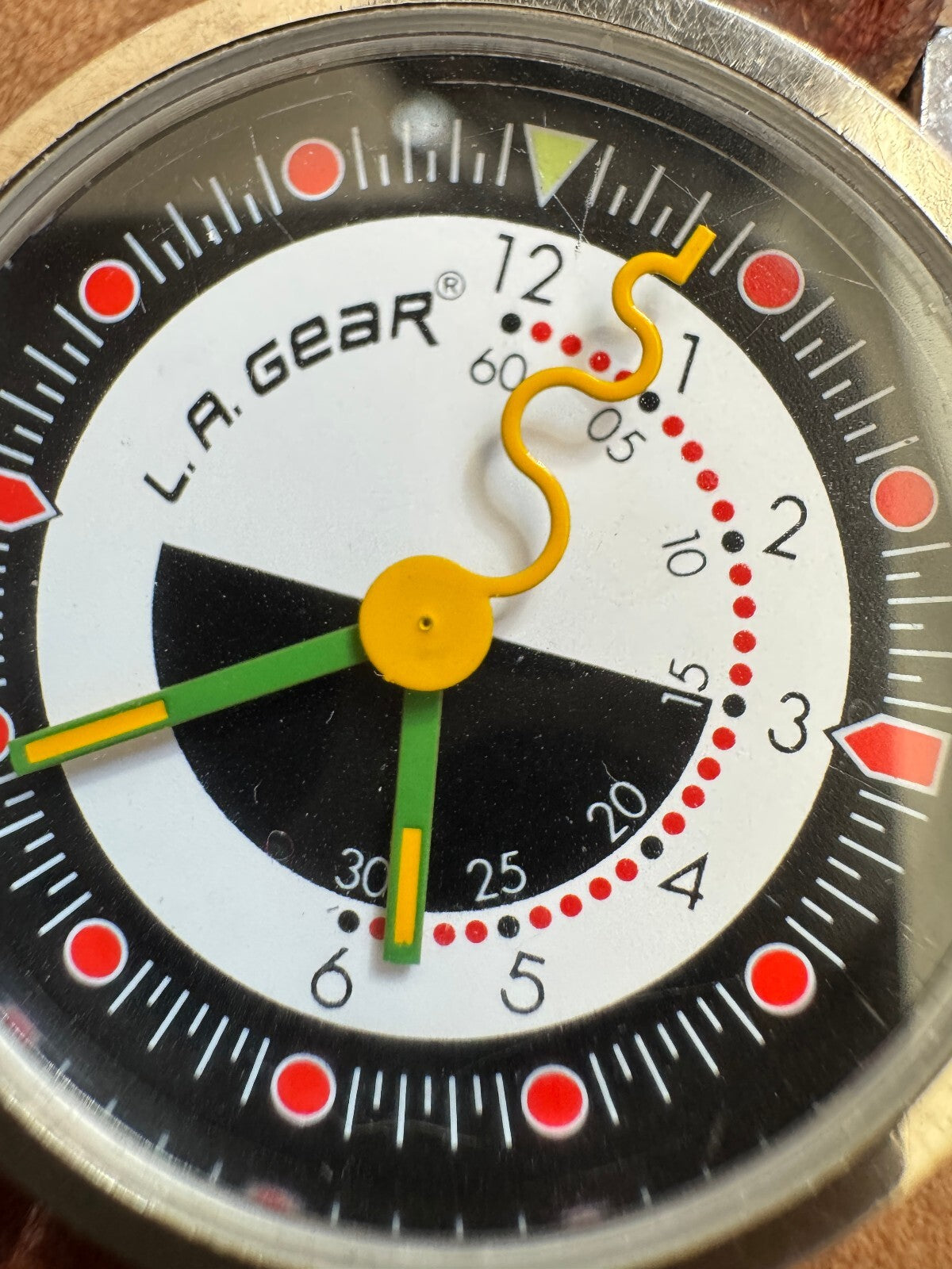 L.A. Gear Vintage Quartz Watch – Original Leather Strap – 1980s/90s Retro