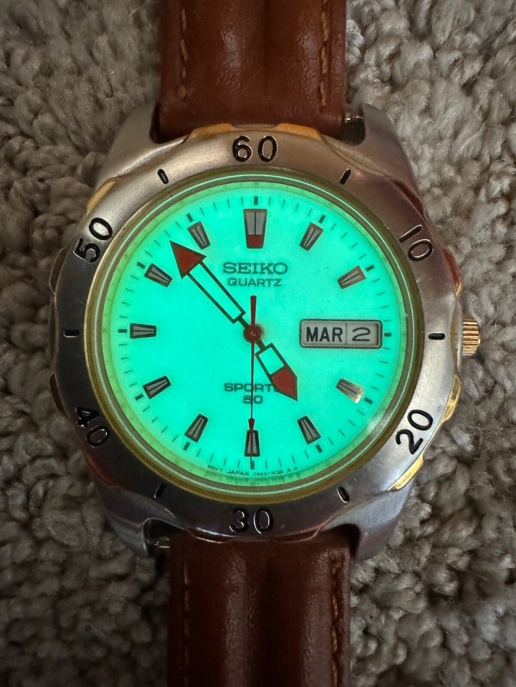 Vintage Seiko Sports 50 Quartz – Full Lume Dial – 7N43-7B40