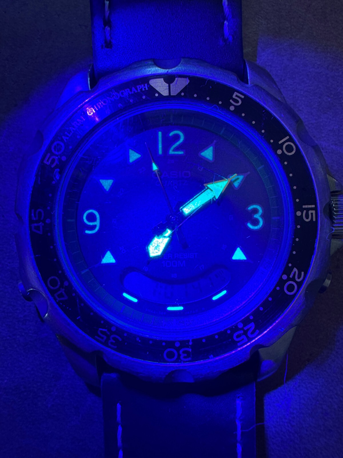 Vintage Casio AD-520 Ana-Digi Diver Watch – "Smiley" – Alarm Chronograph