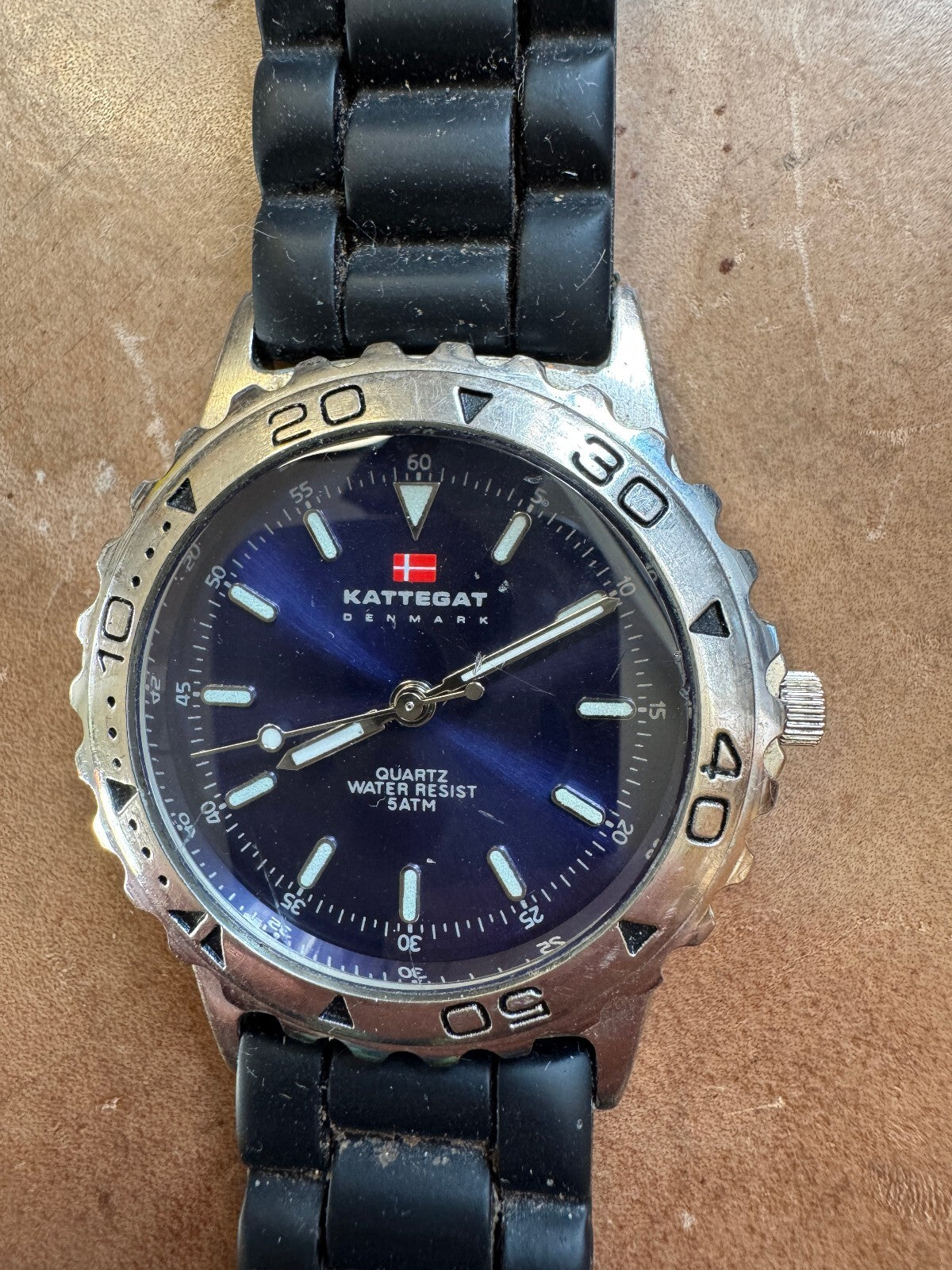 Vintage Kattegat Denmark by Skagen Quartz Watch – Blue Dial – 5 ATM – Luminous