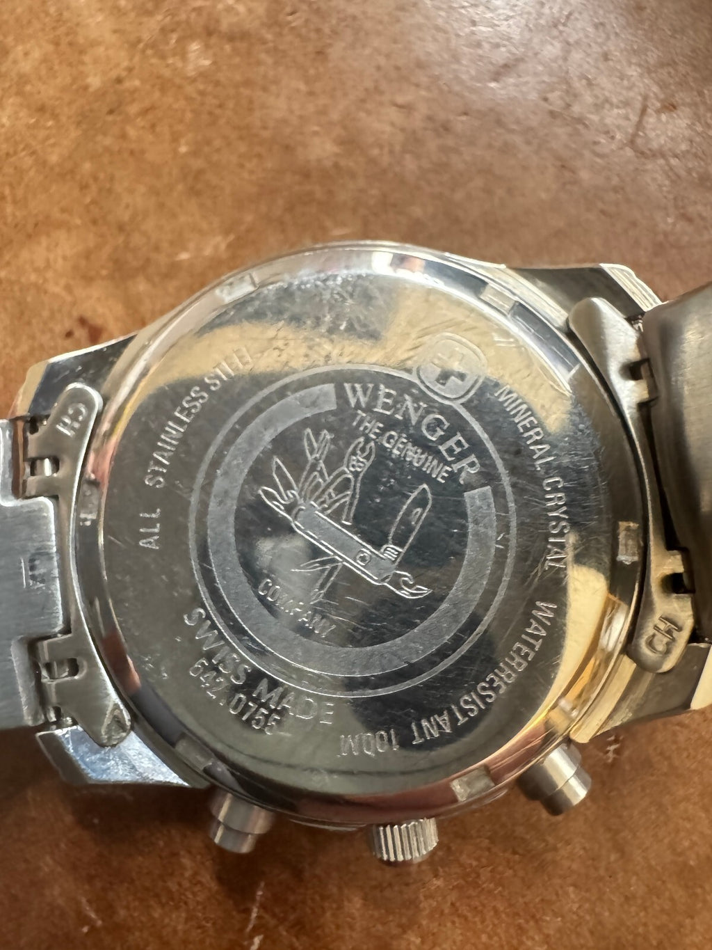 Wenger Swiss Chronograph Watch – Stainless Steel – Box, Papers & Extra Links