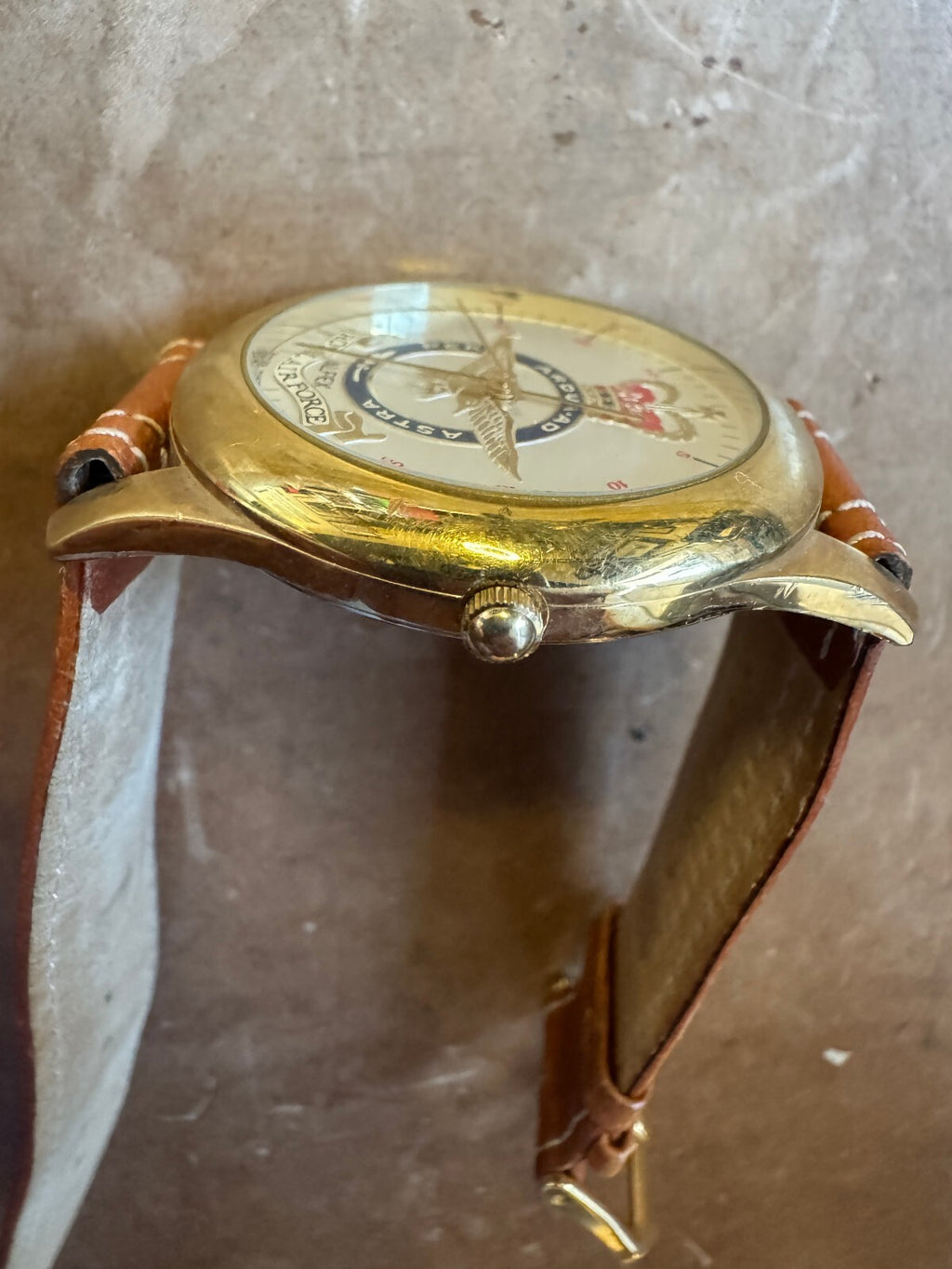Vintage Alfex 4770 Royal Air Force RAF Swiss – Gold Tone – Per Ardua Ad Astra