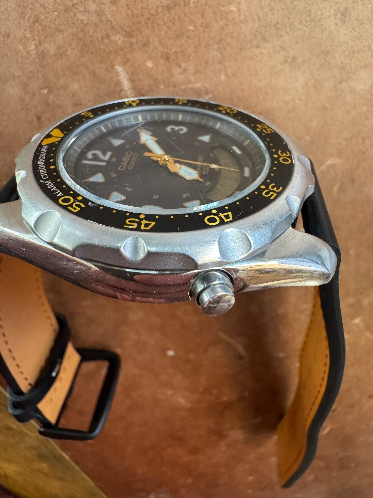 Vintage Casio AD-520 Ana-Digi Diver Watch – "Smiley" – Alarm Chronograph
