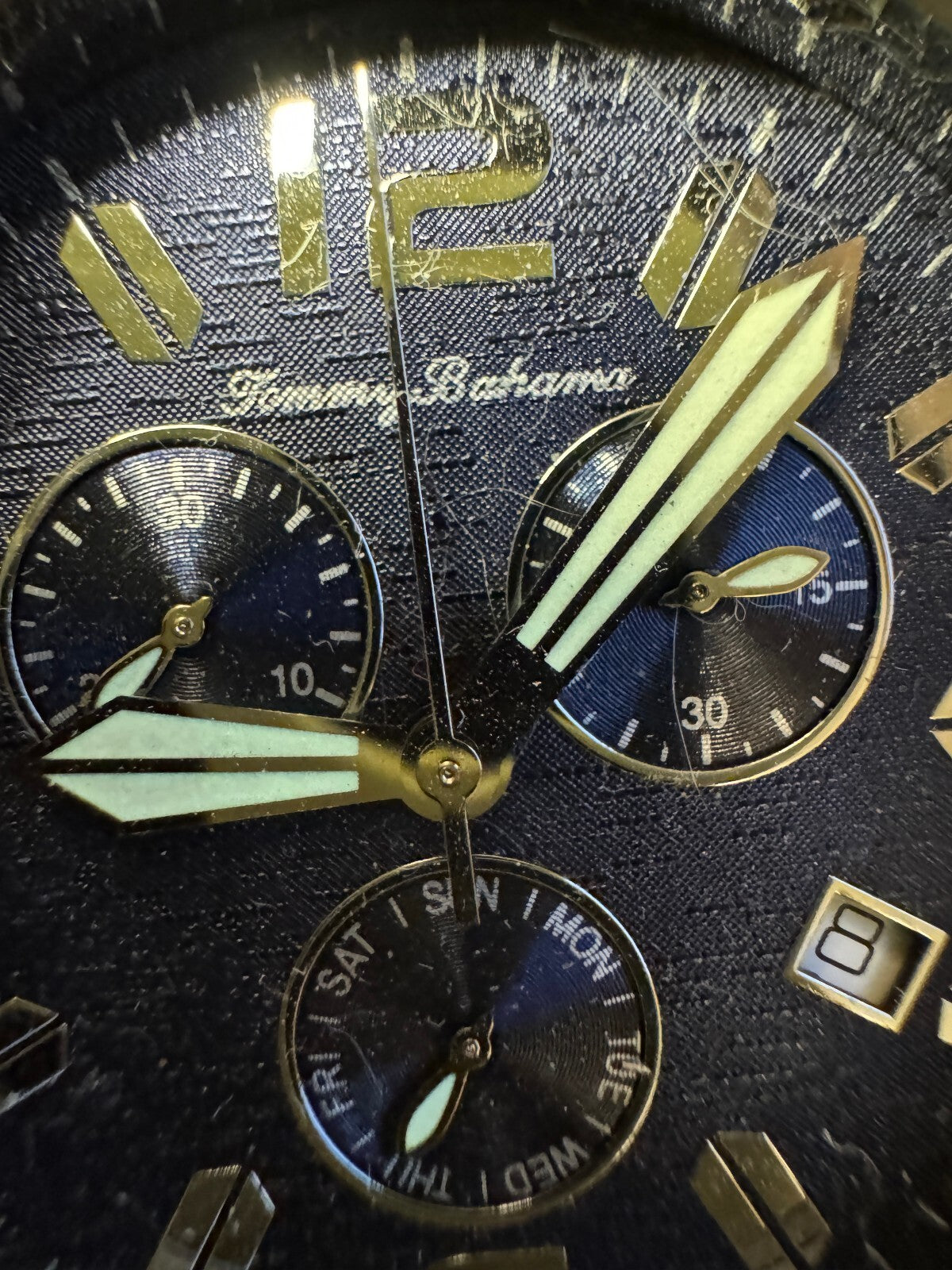 Tommy Bahama Swiss Quartz TB1035U54 Watch – Running/Needs Crystal – Parts/Repair