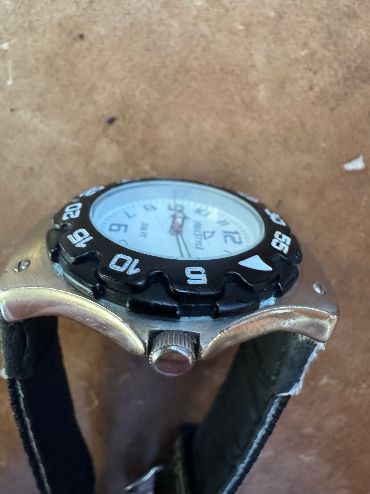 Vintage Freestyle Model 772 Diver Watch – 330FT Japan Quartz – Surf Skate Style