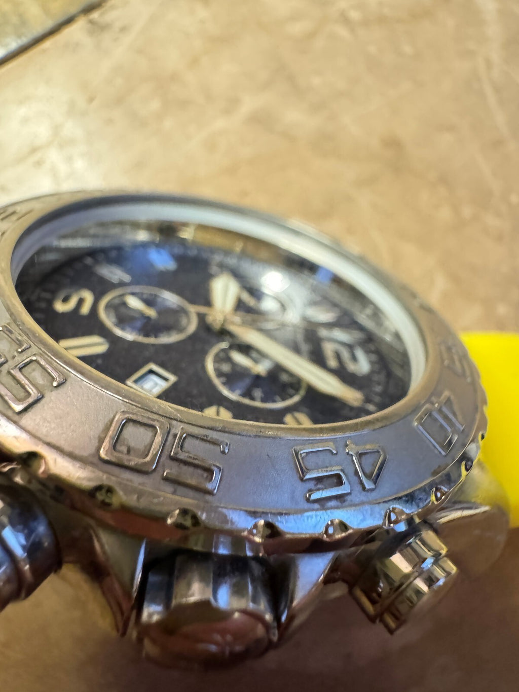 Tommy Bahama Swiss Quartz TB1035U54 Watch – Running/Needs Crystal – Parts/Repair
