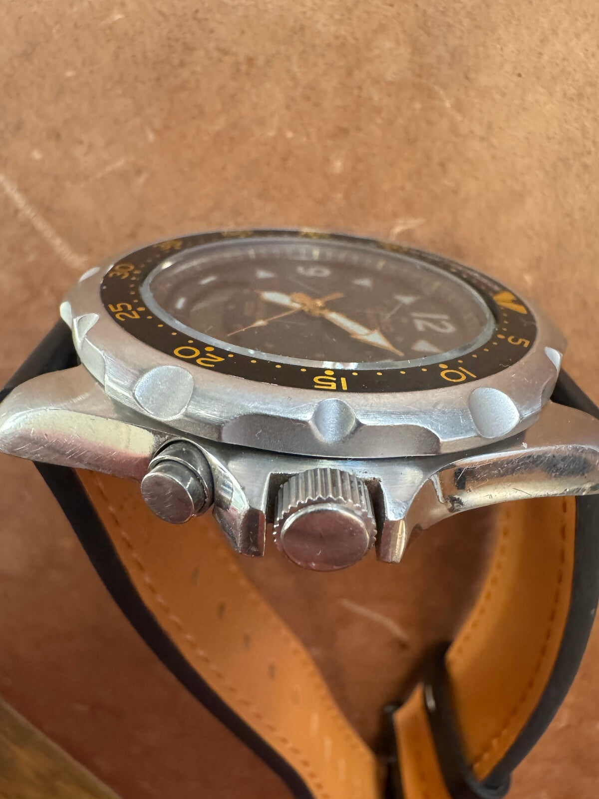 Vintage Casio AD-520 Ana-Digi Diver Watch – "Smiley" – Alarm Chronograph