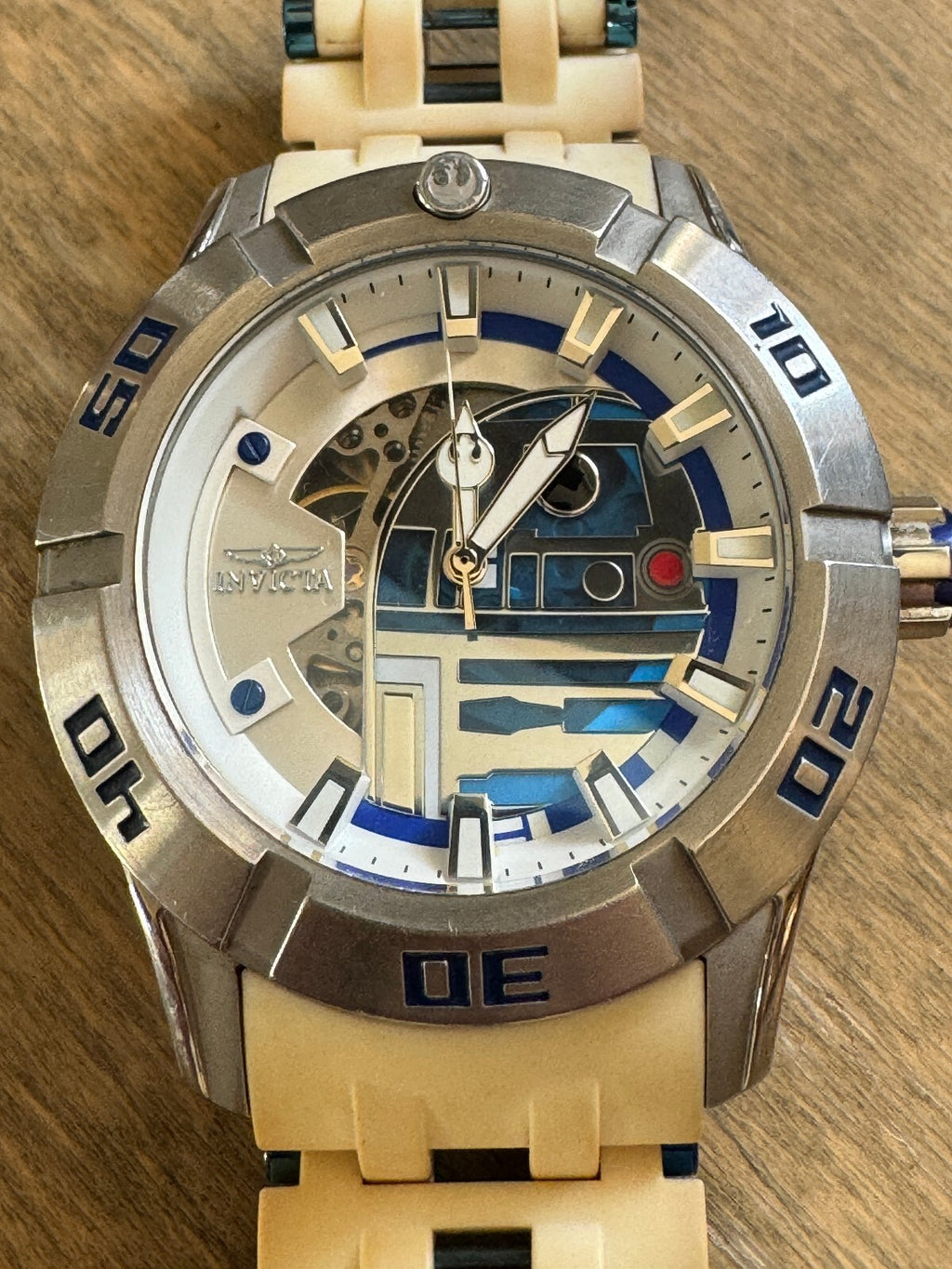 Invicta Star Wars R2-D2 Limited Edition Automatic Watch Model 26553 – Serviced