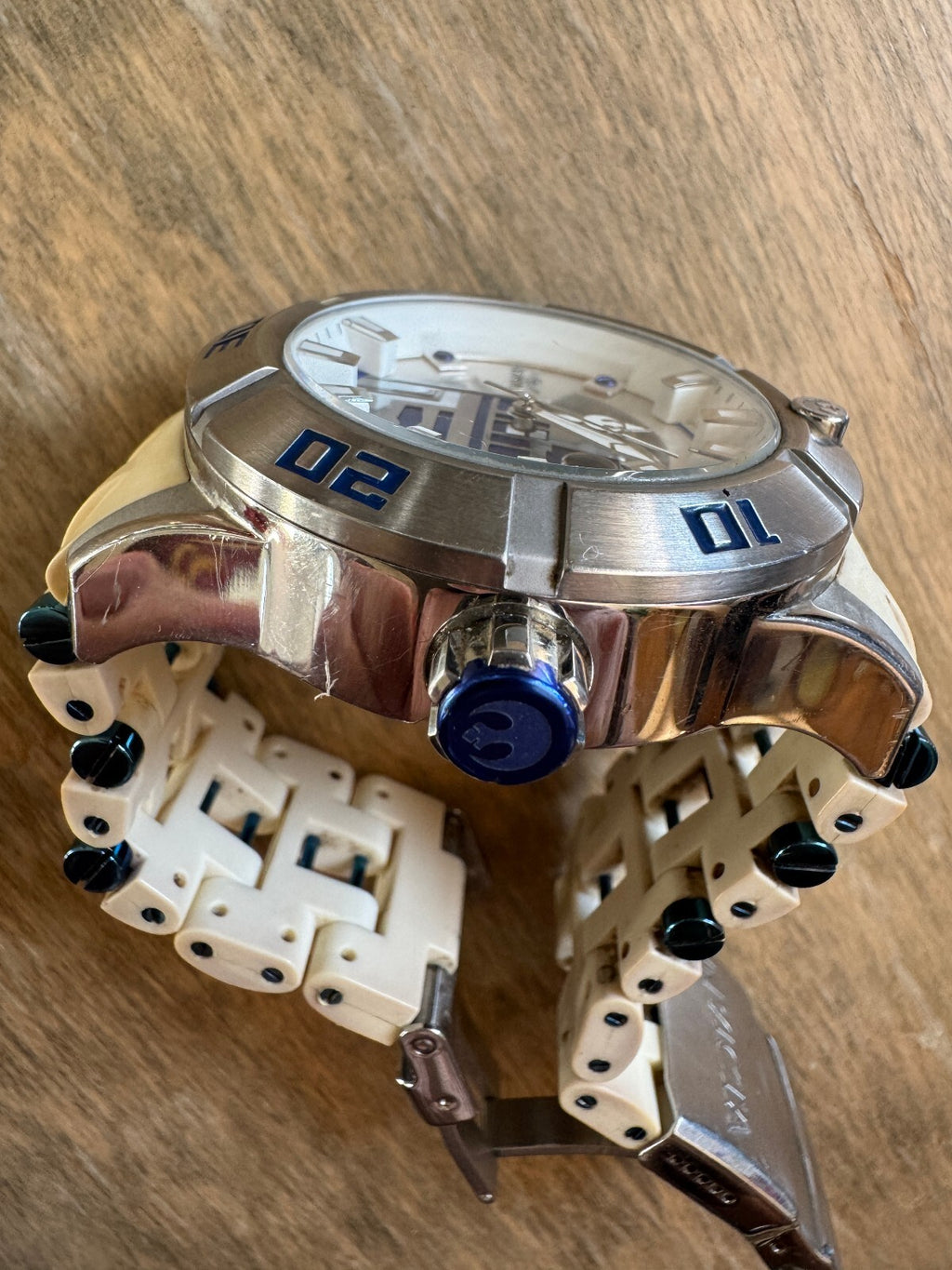 Invicta Star Wars R2-D2 Limited Edition Automatic Watch Model 26553 – Serviced